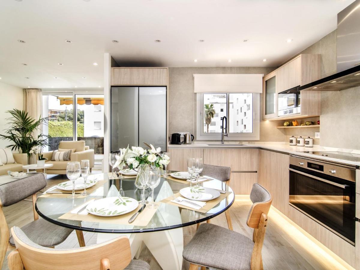 Sitges Spaces Oasis Suites- 4 Bedroom, 4 Ensuite Bathrooms, Terrace, Pool, Sitges Centre Exterior photo