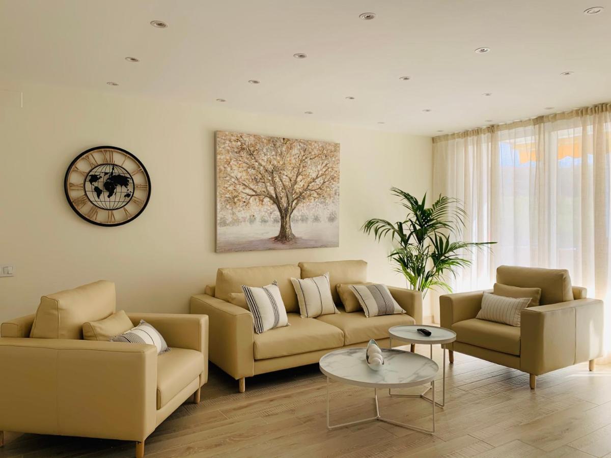 Sitges Spaces Oasis Suites- 4 Bedroom, 4 Ensuite Bathrooms, Terrace, Pool, Sitges Centre Exterior photo